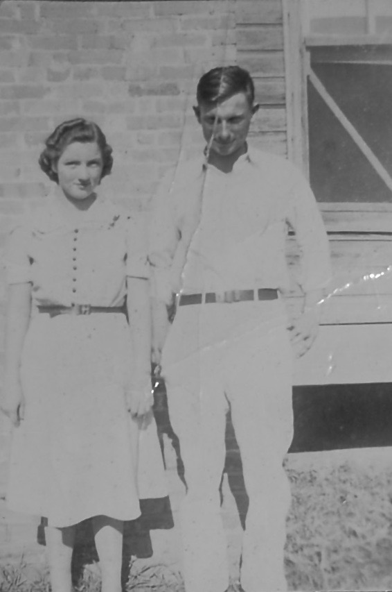 black and white photo of a couple from the 1930s